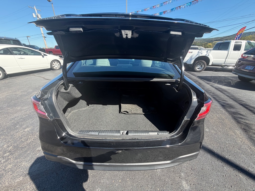 Photo 17 of this SUBARU LEGACY
