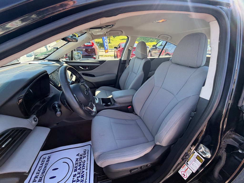 Photo 10 of this SUBARU LEGACY