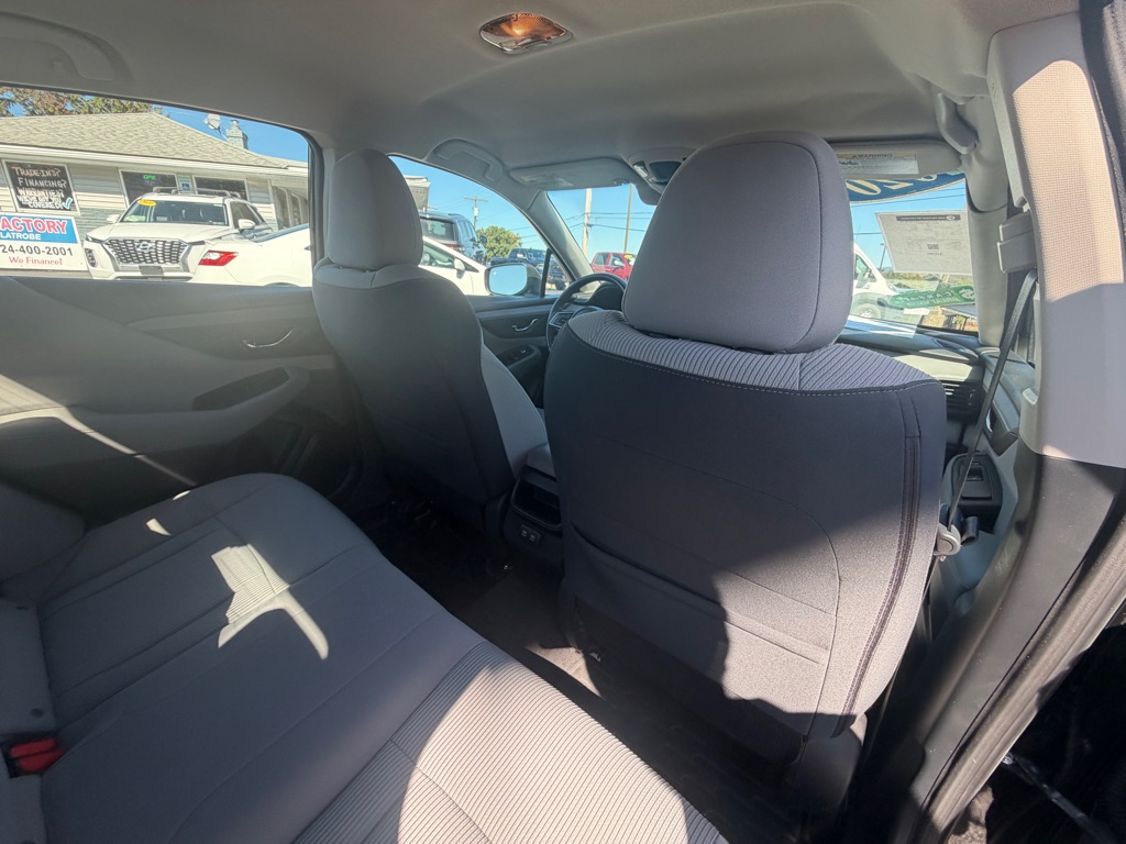 Photo 18 of this SUBARU LEGACY