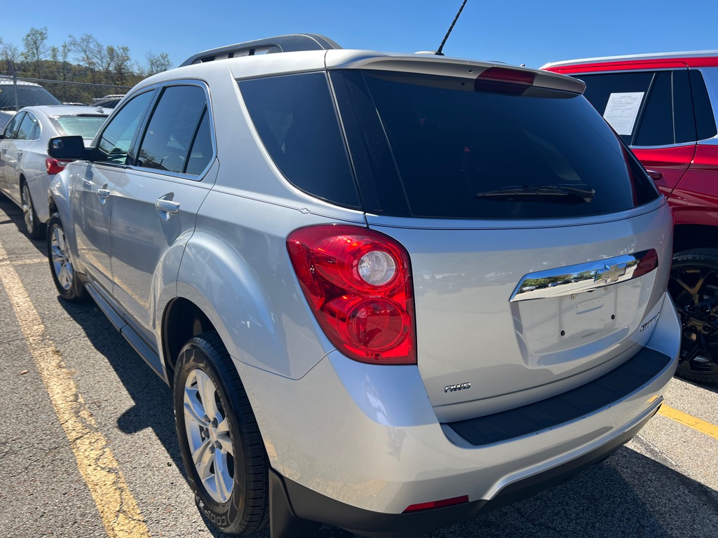 Photo 9 of this CHEVROLET EQUINOX