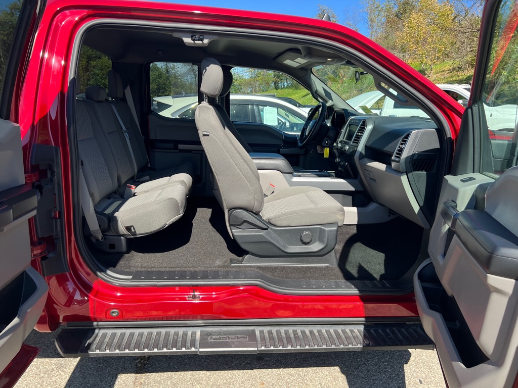 Photo 9 of this FORD F-150