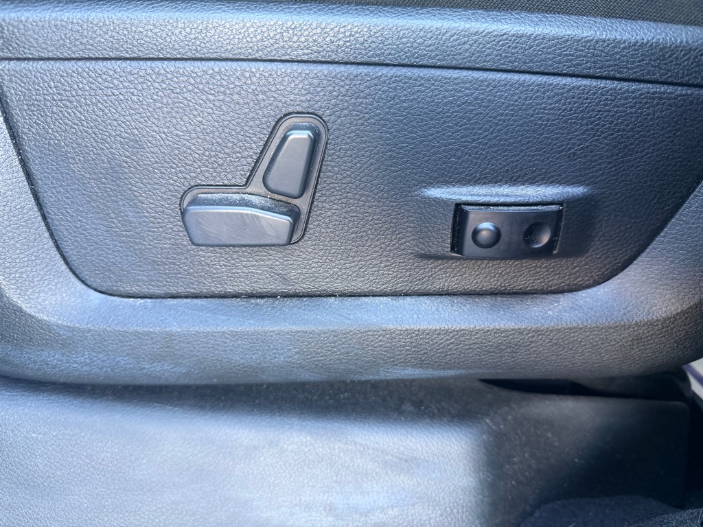 Photo 41 of this RAM 2500