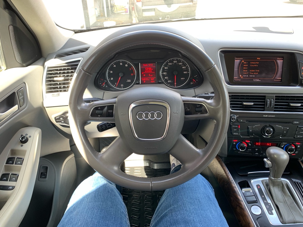 Photo 17 of this AUDI Q5