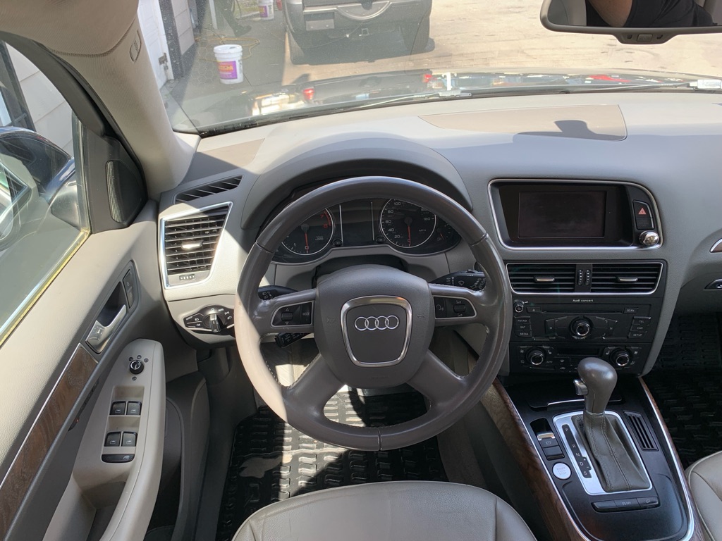 Photo 16 of this AUDI Q5