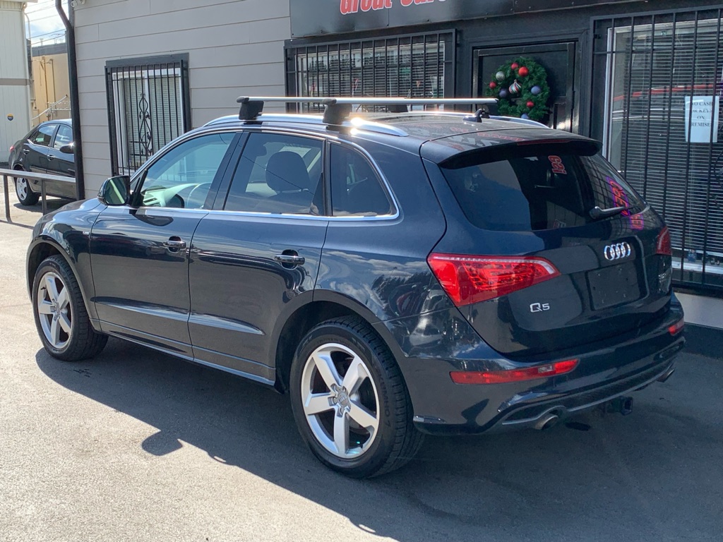 Photo 3 of this AUDI Q5