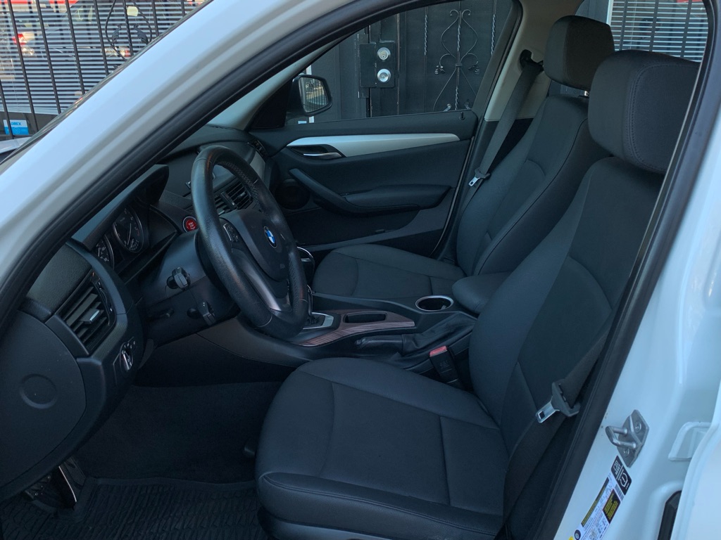Photo 12 of this BMW X1