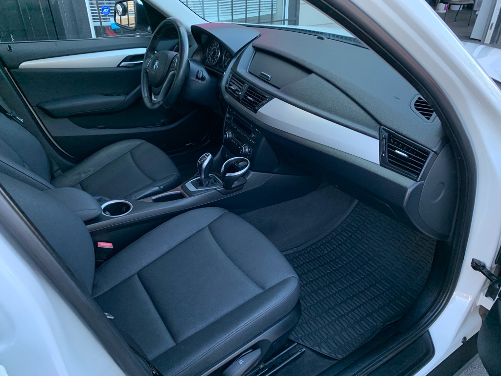 Photo 22 of this BMW X1