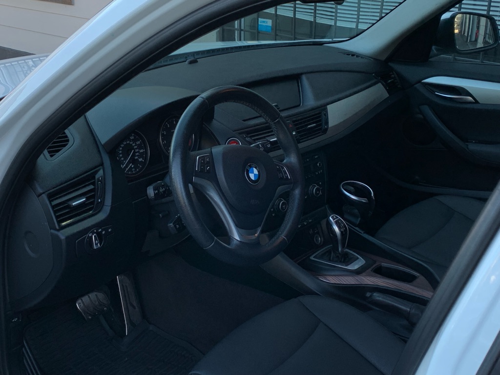 Photo 11 of this BMW X1