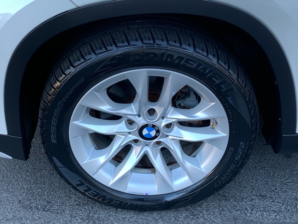 Photo 24 of this BMW X1