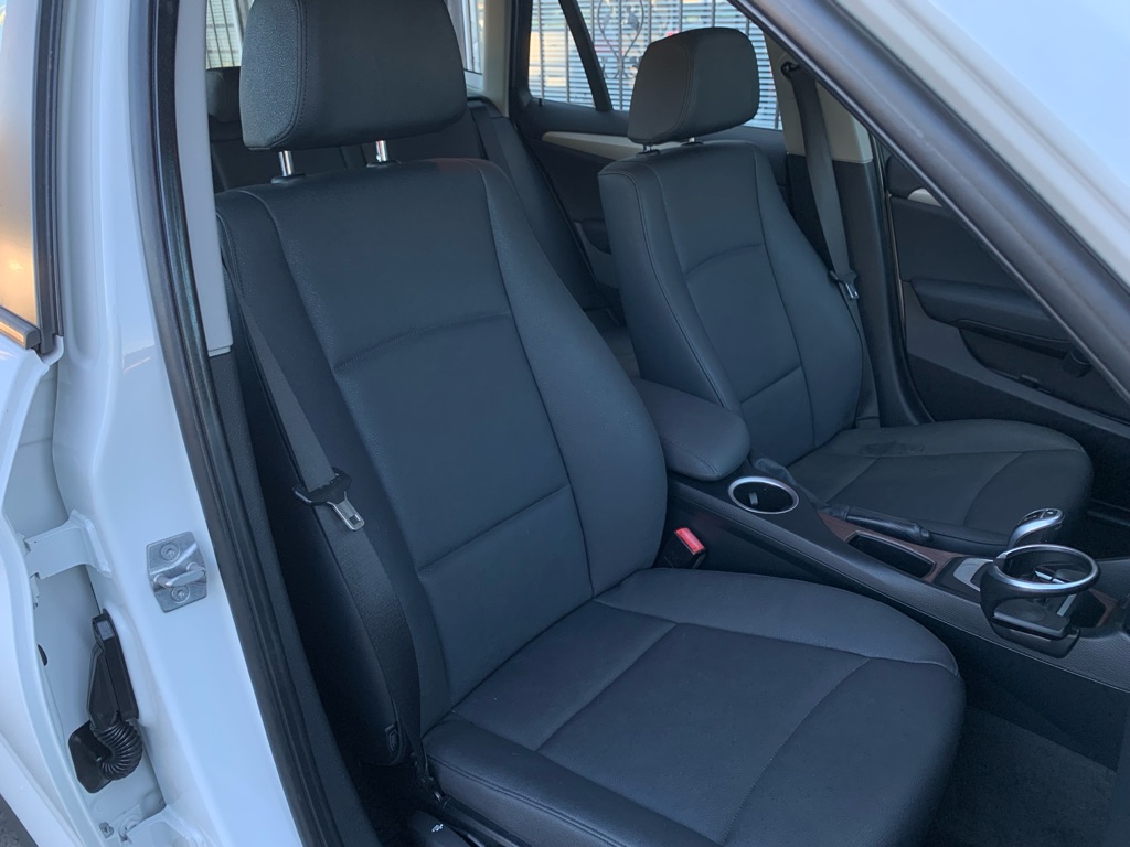 Photo 23 of this BMW X1