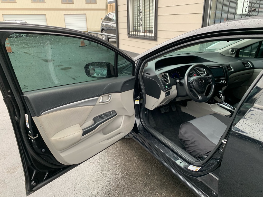 Photo 10 of this HONDA CIVIC