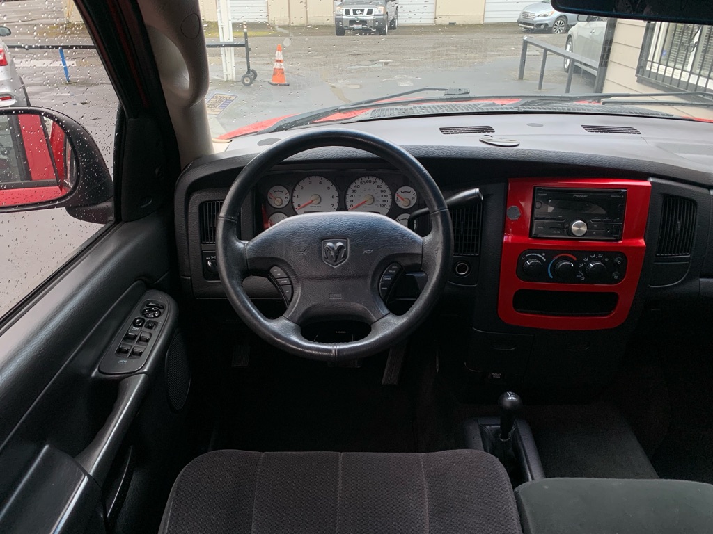 Photo 17 of this DODGE RAM 1500