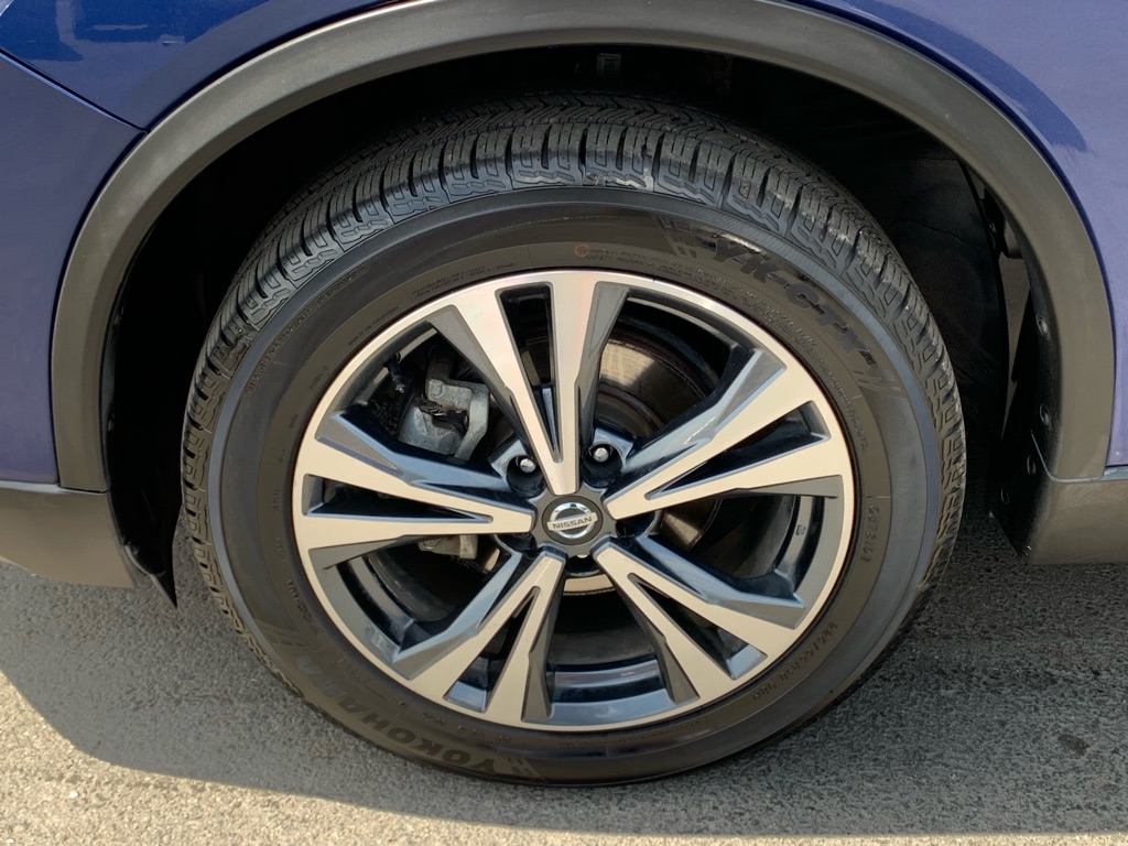 Photo 29 of this NISSAN ROGUE