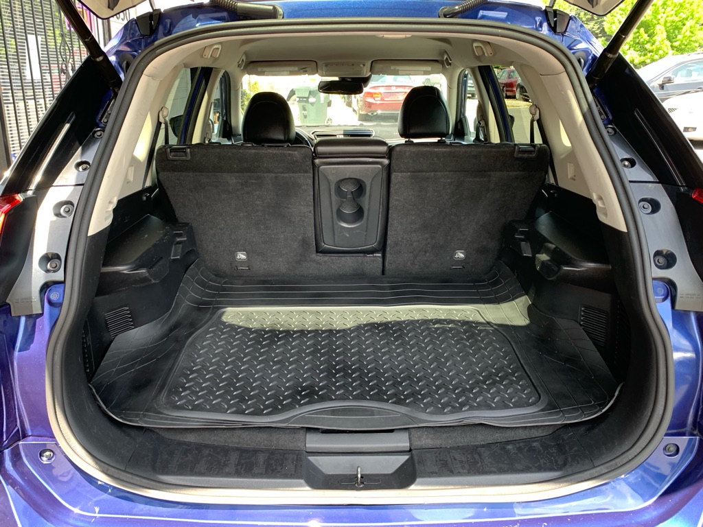 Photo 6 of this NISSAN ROGUE