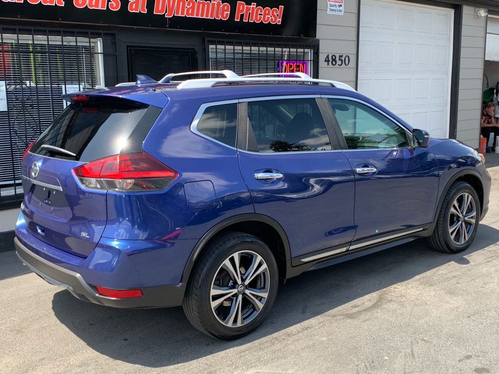 Photo 8 of this NISSAN ROGUE