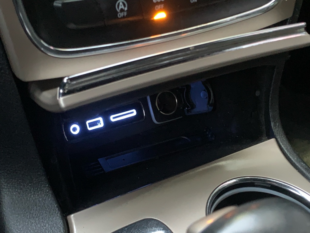 Photo 23 of this JEEP GRAND CHEROKEE