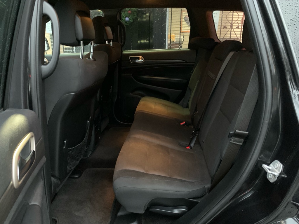 Photo 15 of this JEEP GRAND CHEROKEE