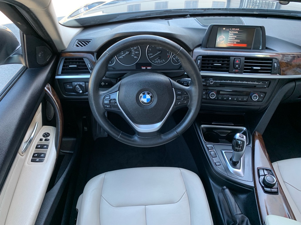 Photo 17 of this BMW 328