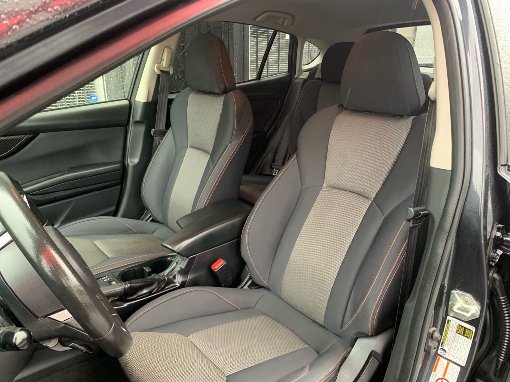 Photo 13 of this SUBARU CROSSTREK