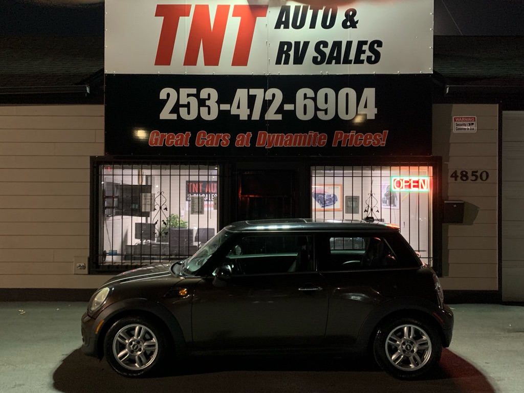 Photo 3 of this MINI COOPER