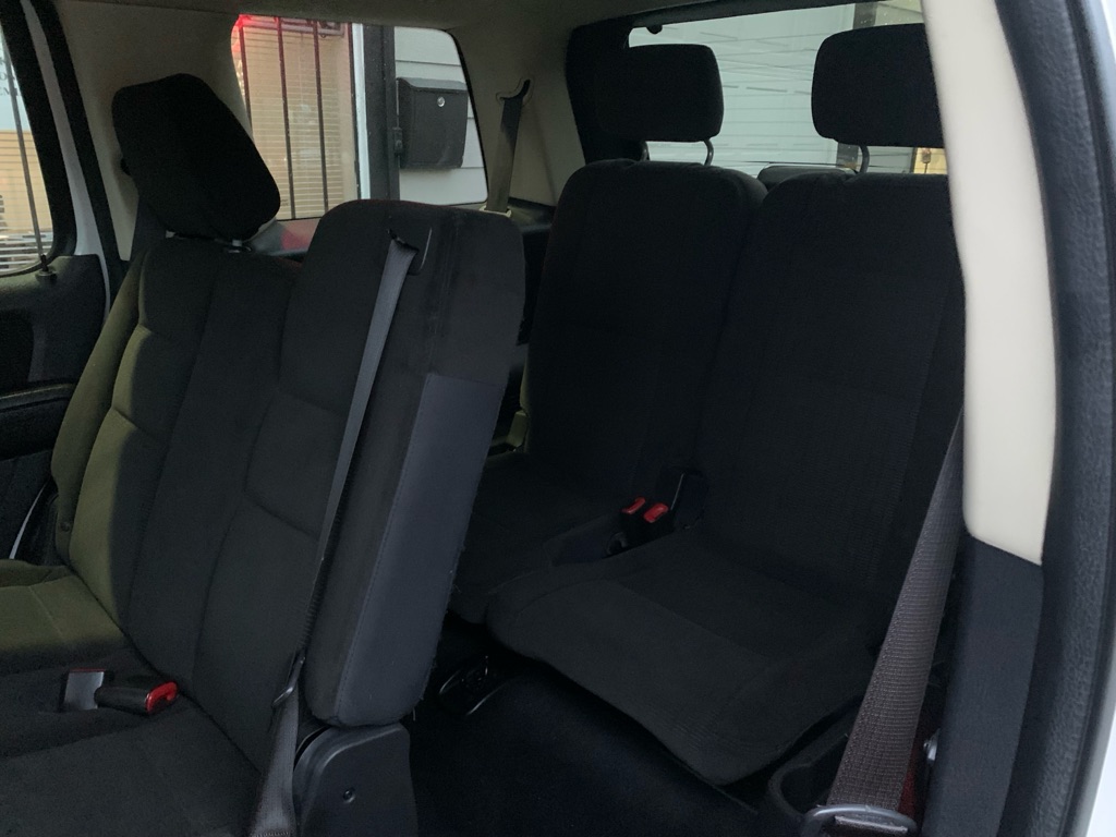 Photo 19 of this FORD EXPLORER