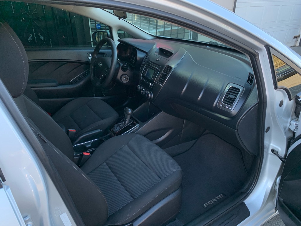 Photo 27 of this KIA FORTE