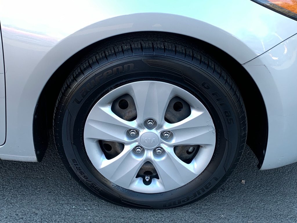Photo 29 of this KIA FORTE