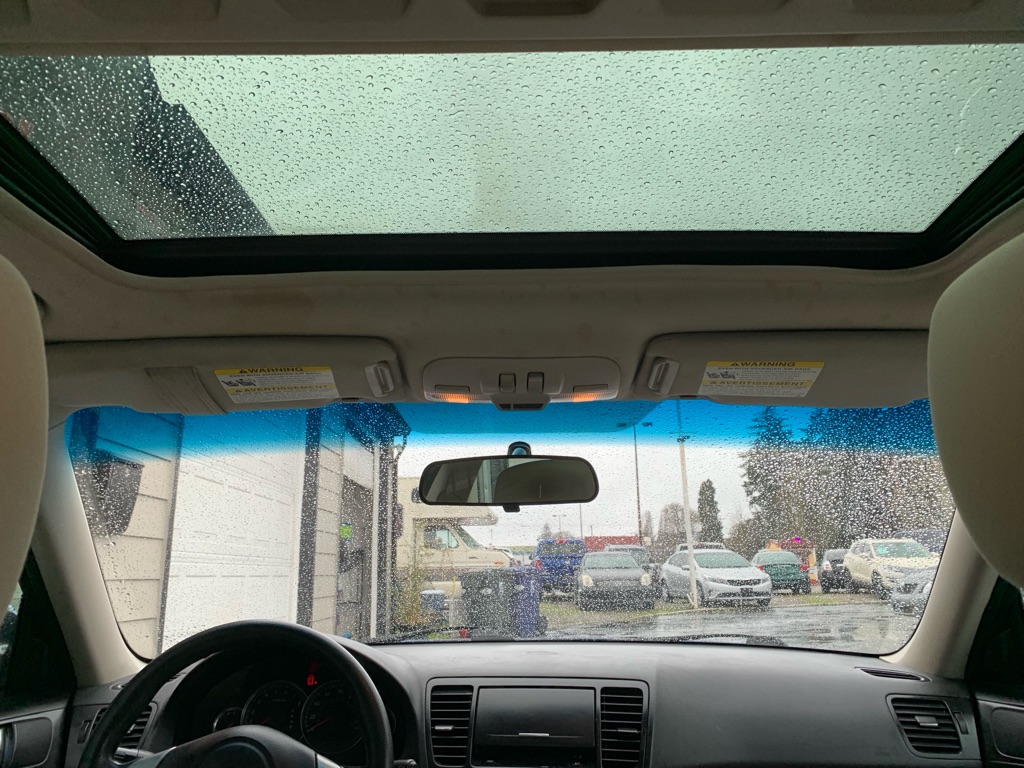 Photo 15 of this SUBARU LEGACY