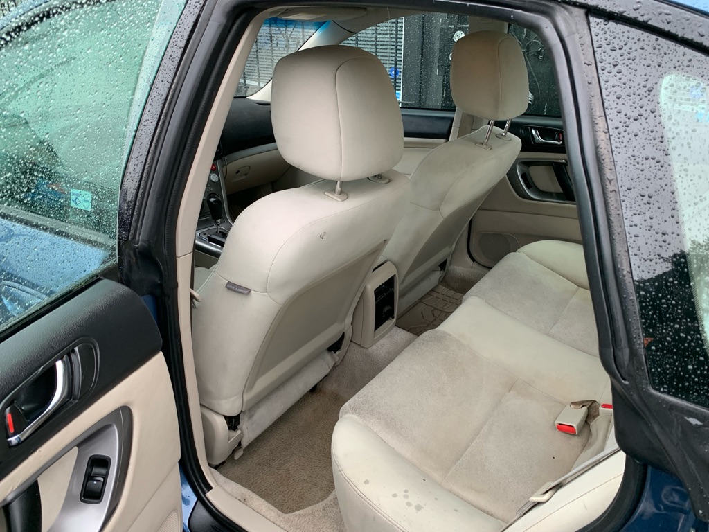 Photo 13 of this SUBARU LEGACY