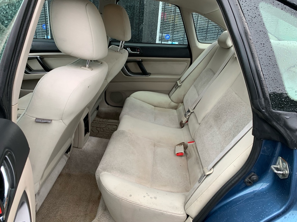 Photo 14 of this SUBARU LEGACY