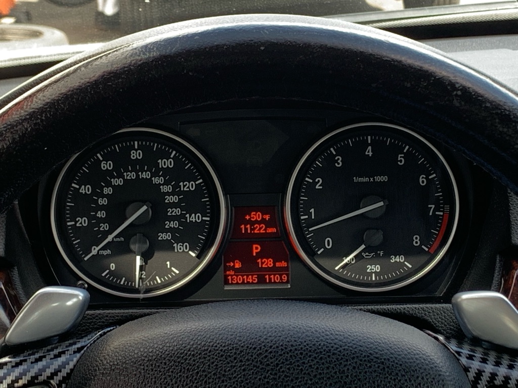 Photo 19 of this BMW 335