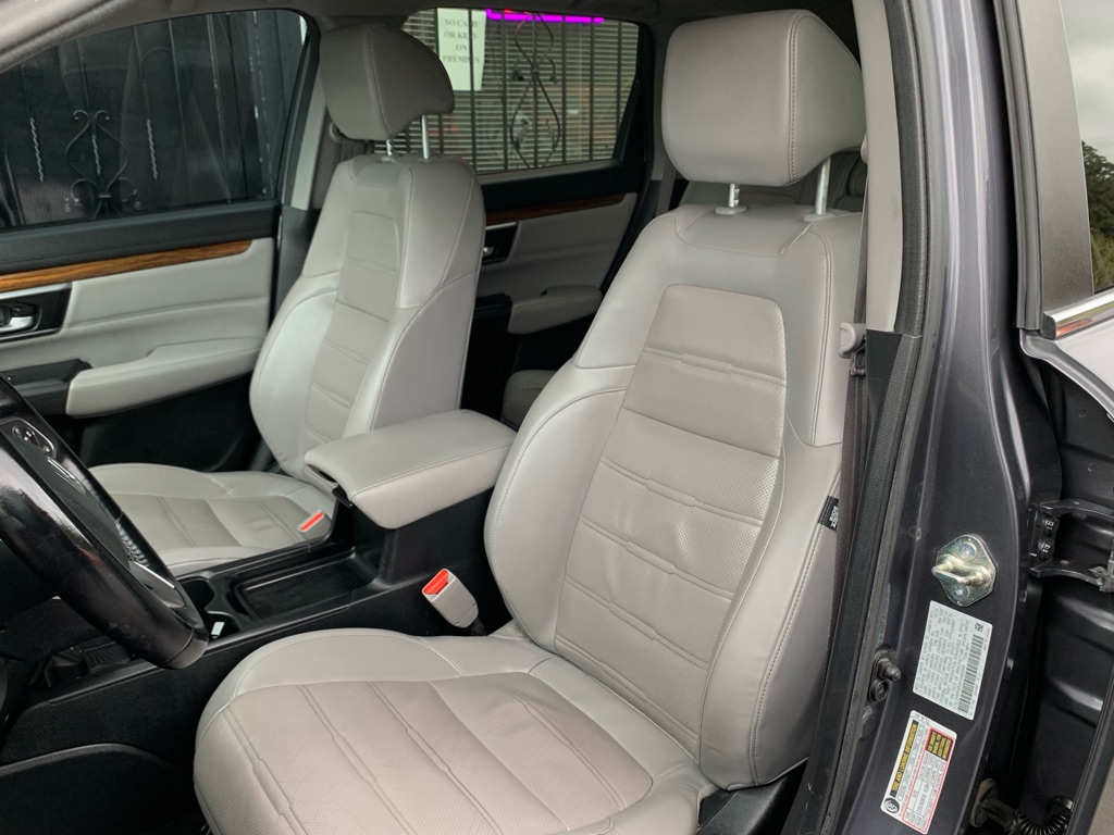 Photo 13 of this HONDA CR-V