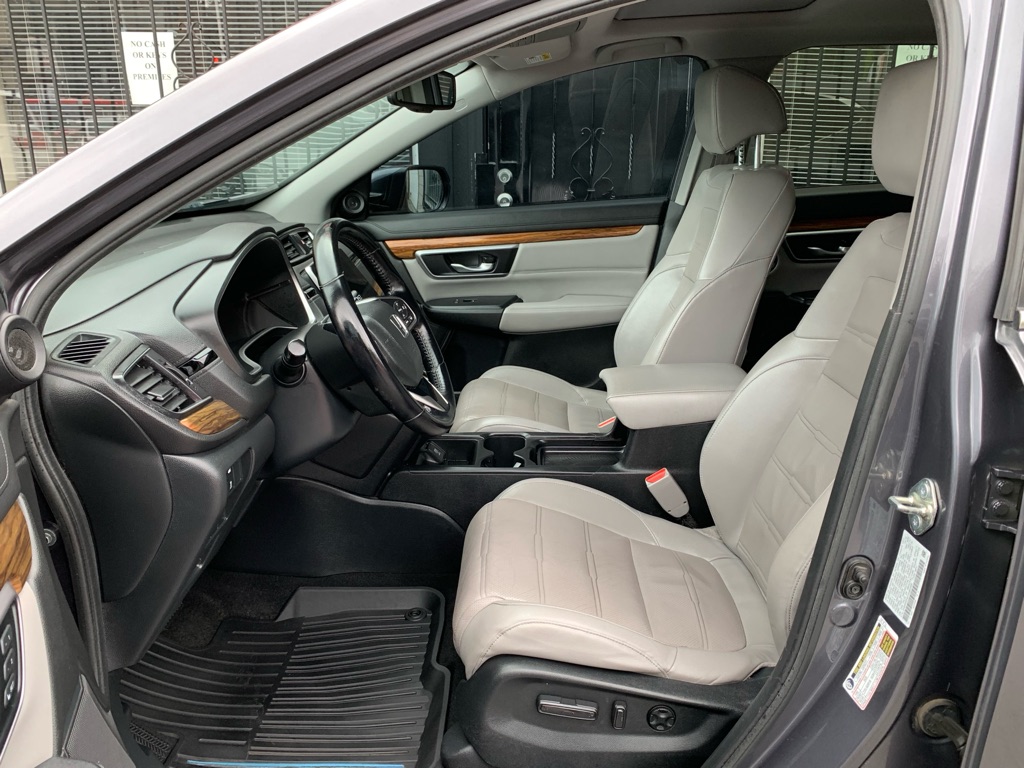 Photo 12 of this HONDA CR-V