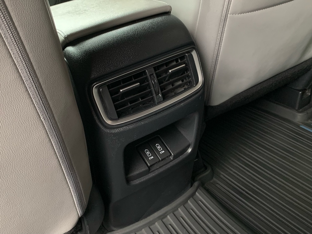 Photo 15 of this HONDA CR-V