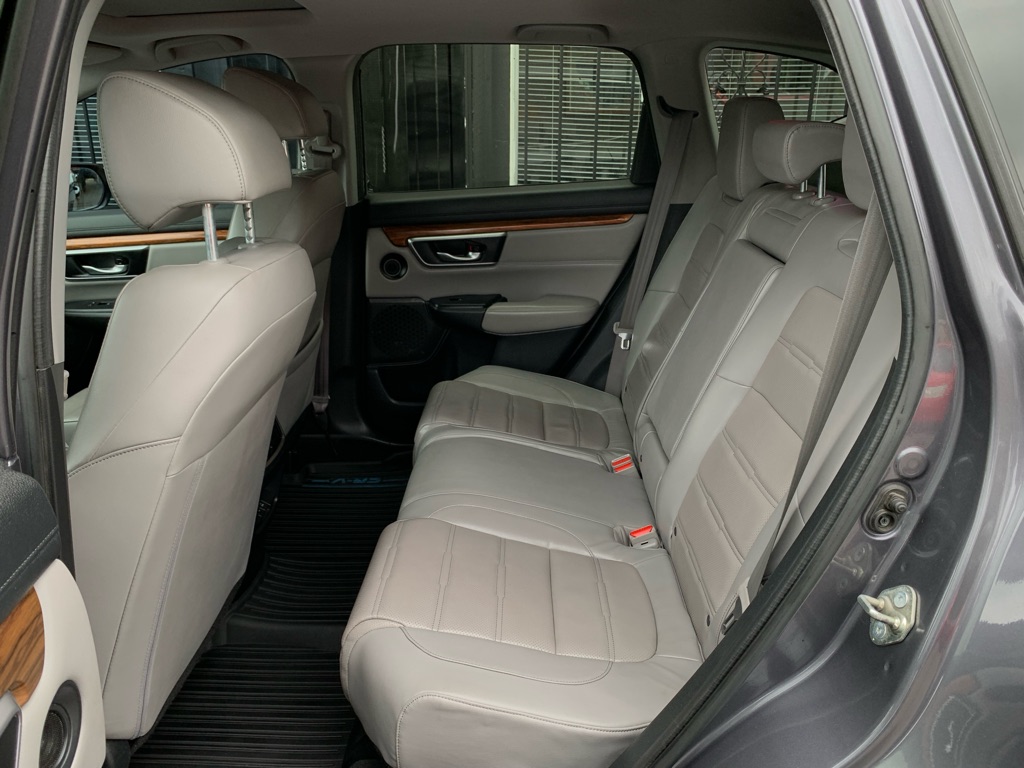 Photo 16 of this HONDA CR-V
