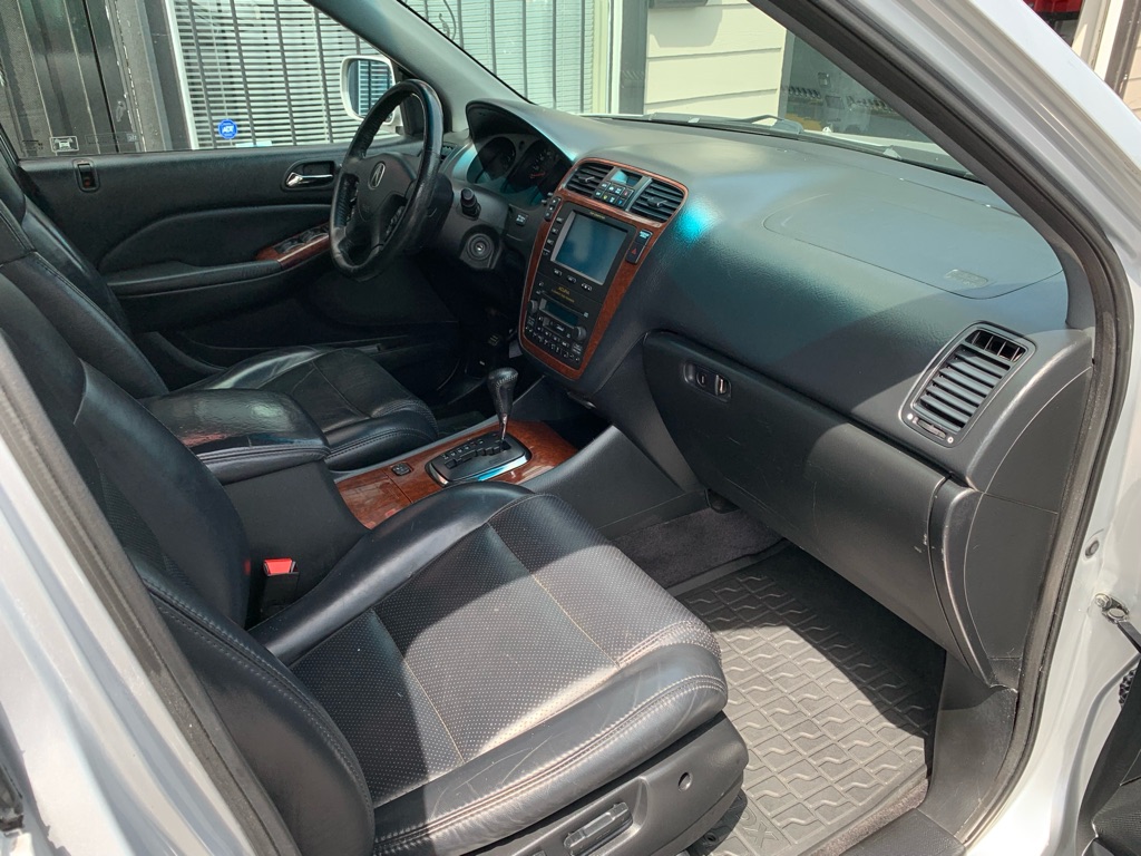 Photo 23 of this ACURA MDX