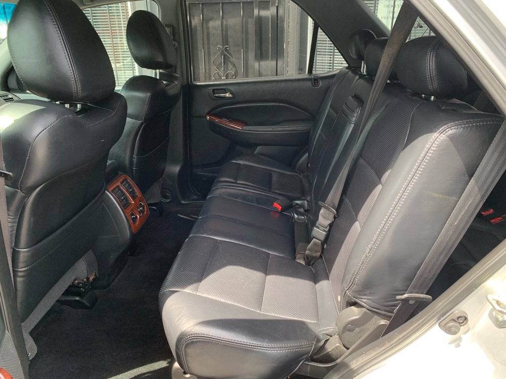 Photo 15 of this ACURA MDX