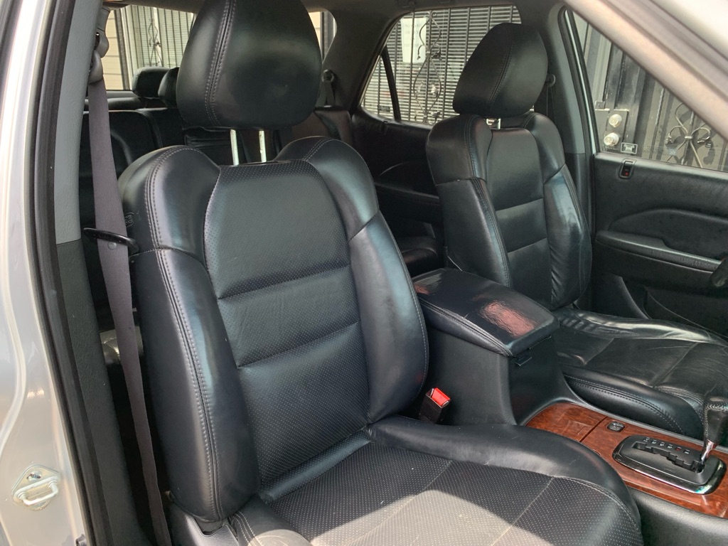 Photo 24 of this ACURA MDX