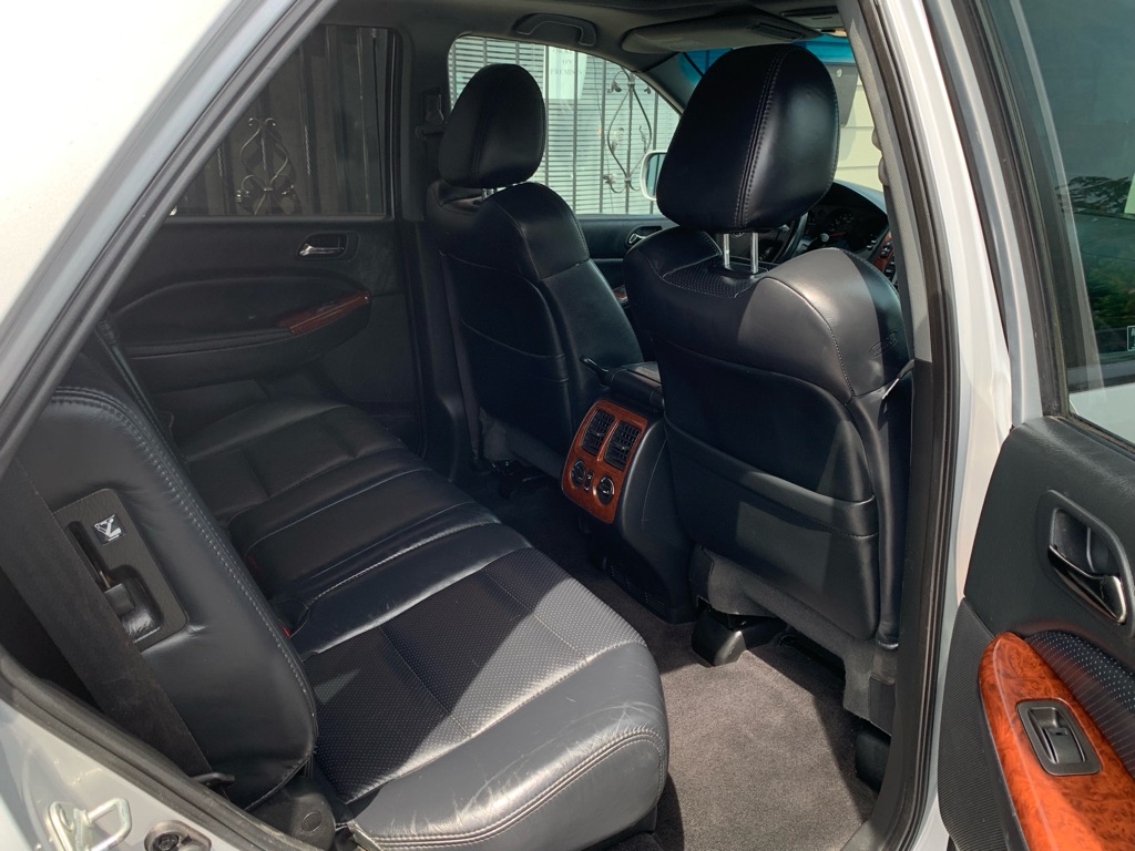 Photo 19 of this ACURA MDX