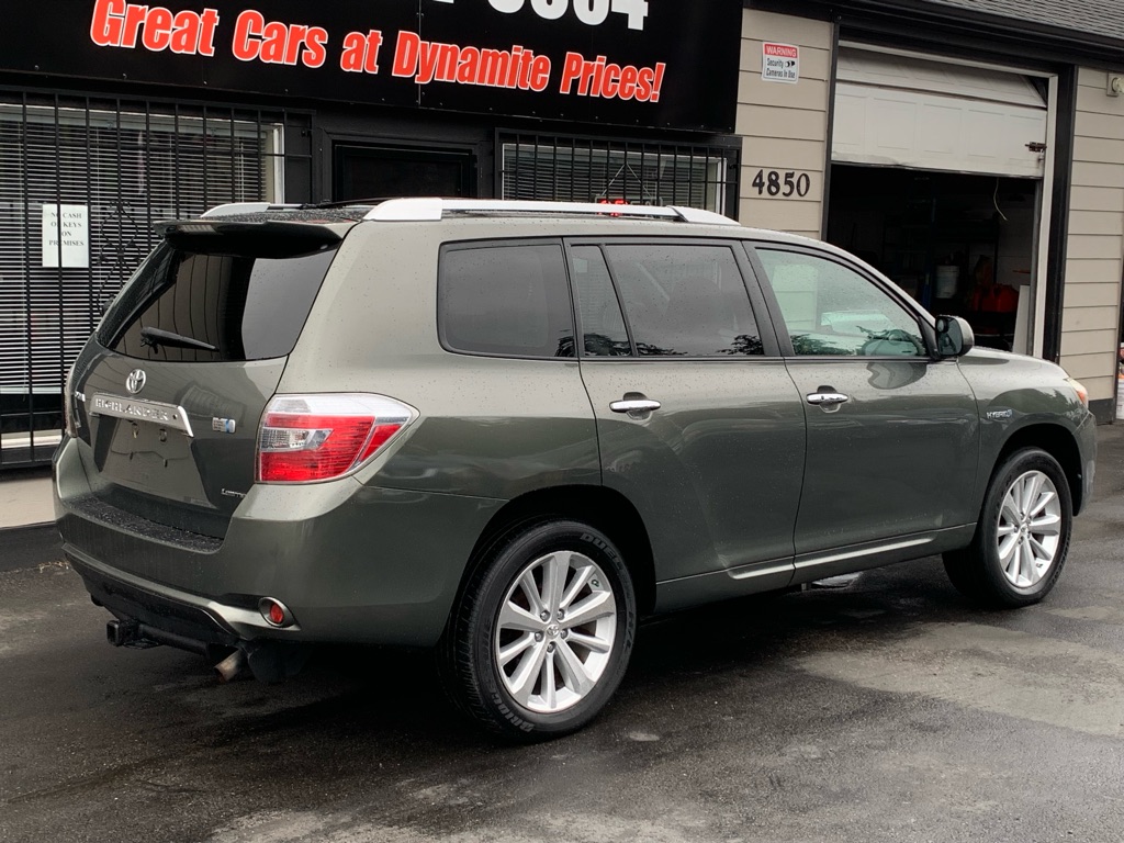 Photo 8 of this TOYOTA HIGHLANDER