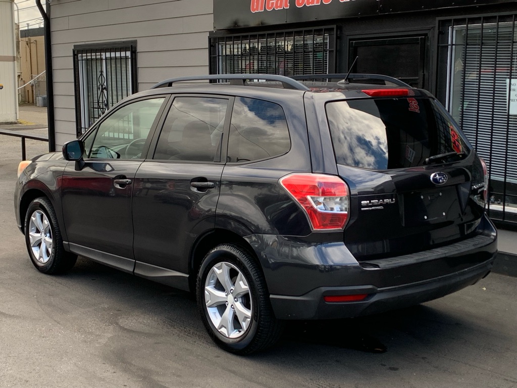 Photo 4 of this SUBARU FORESTER