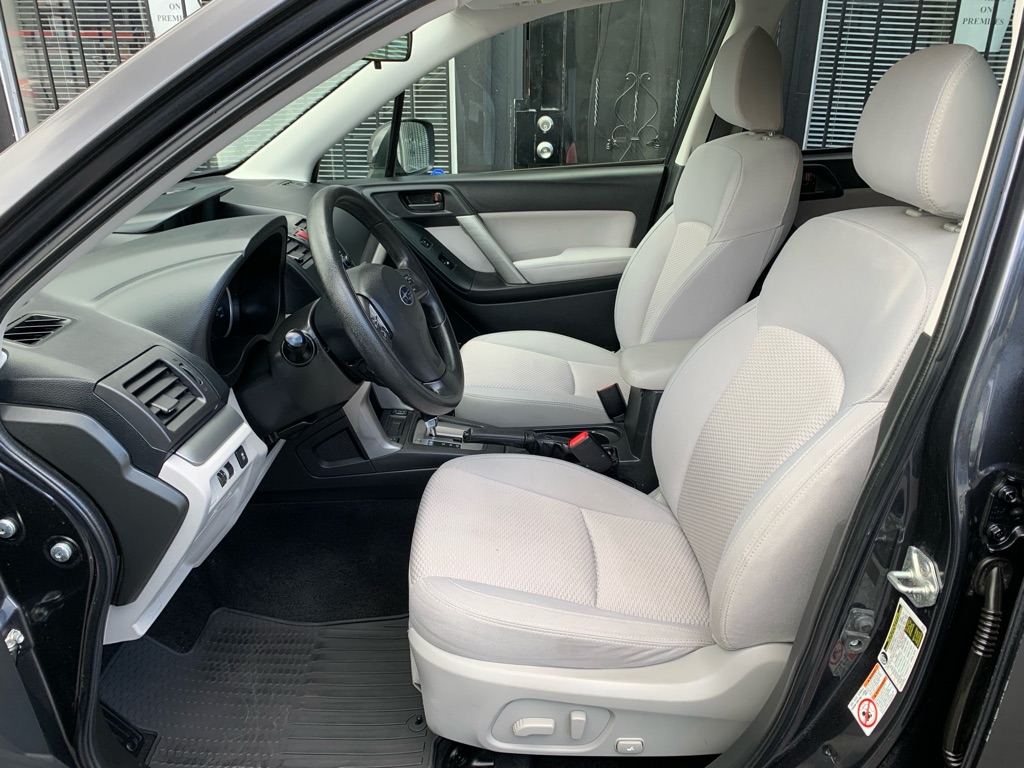 Photo 12 of this SUBARU FORESTER