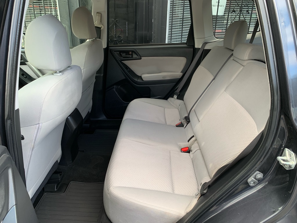 Photo 15 of this SUBARU FORESTER