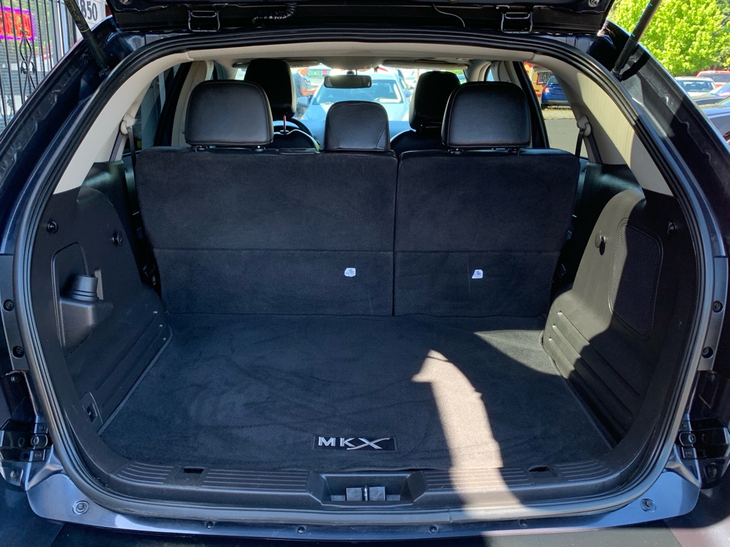 Photo 6 of this LINCOLN MKX