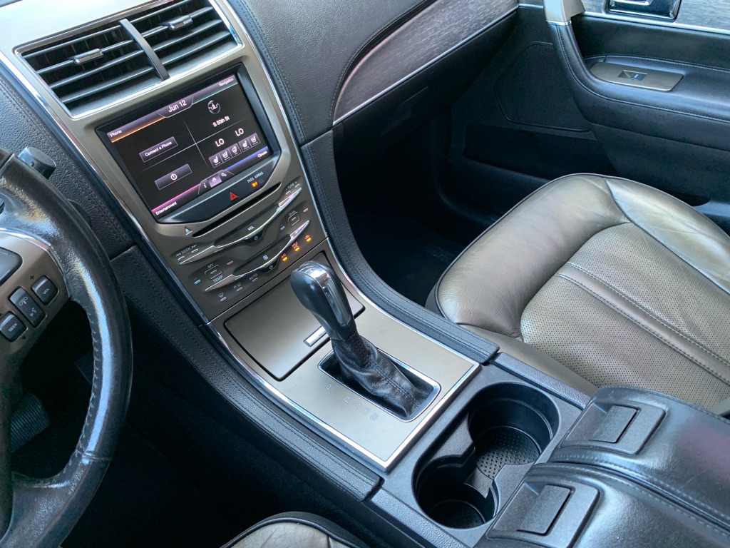 Photo 19 of this LINCOLN MKX