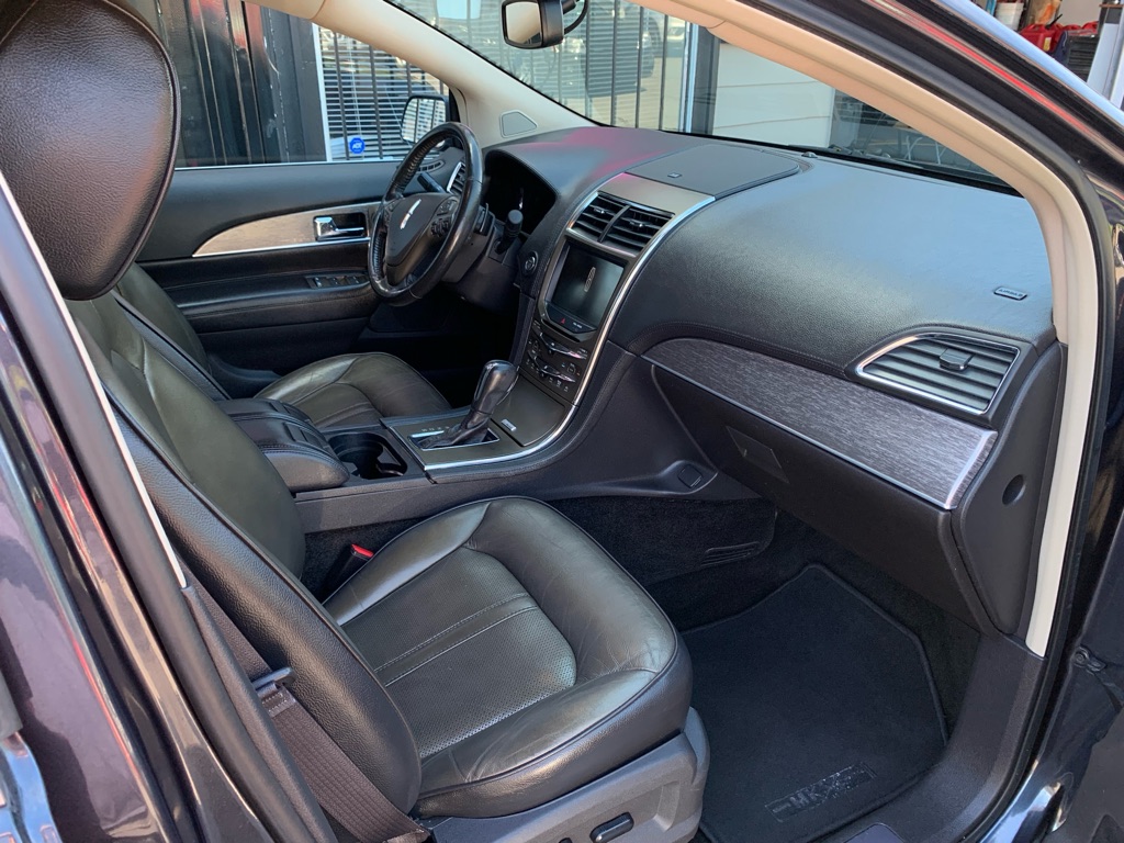 Photo 26 of this LINCOLN MKX