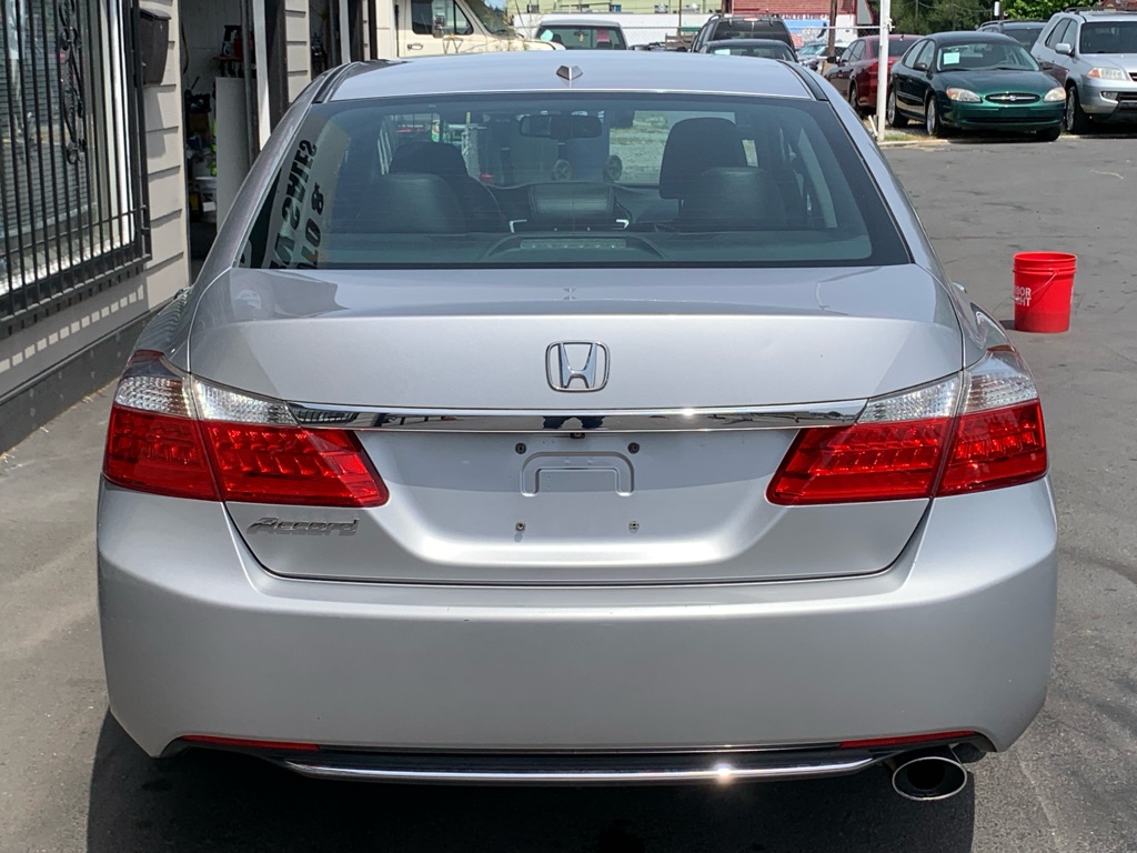 Photo 5 of this HONDA ACCORD