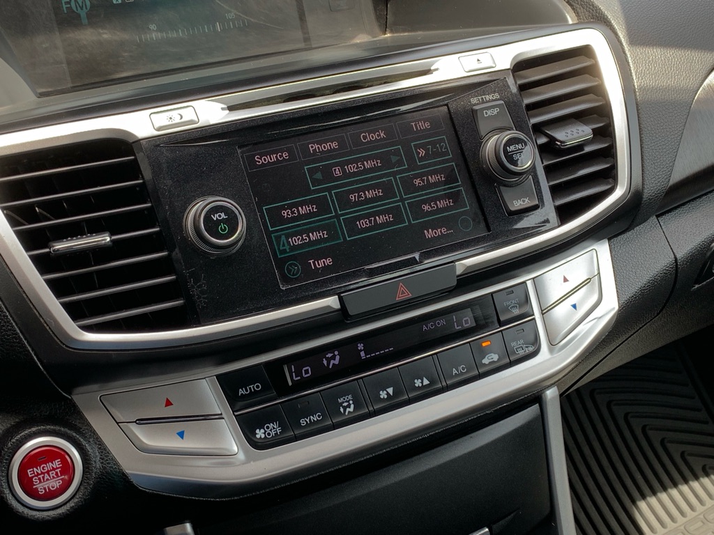 Photo 22 of this HONDA ACCORD