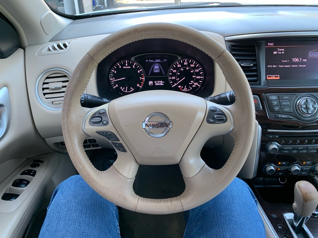 Photo 25 of this NISSAN PATHFINDER