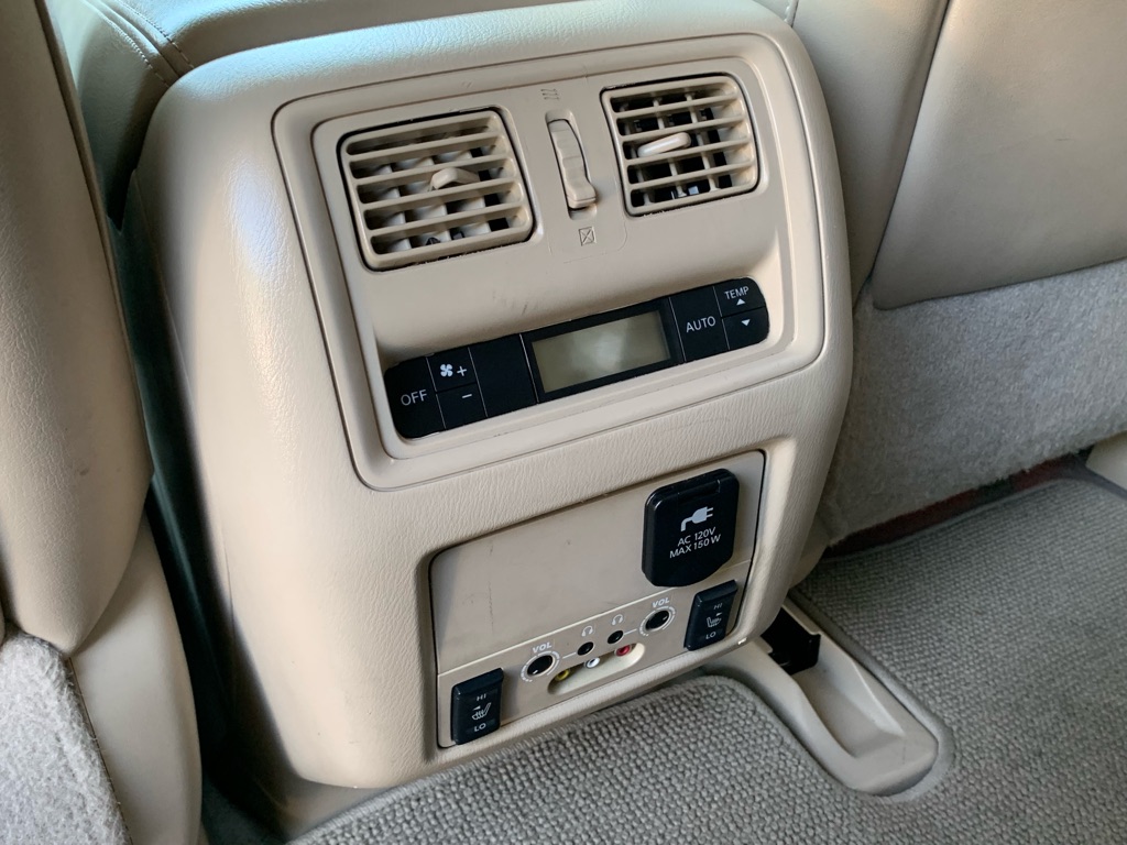 Photo 18 of this NISSAN PATHFINDER
